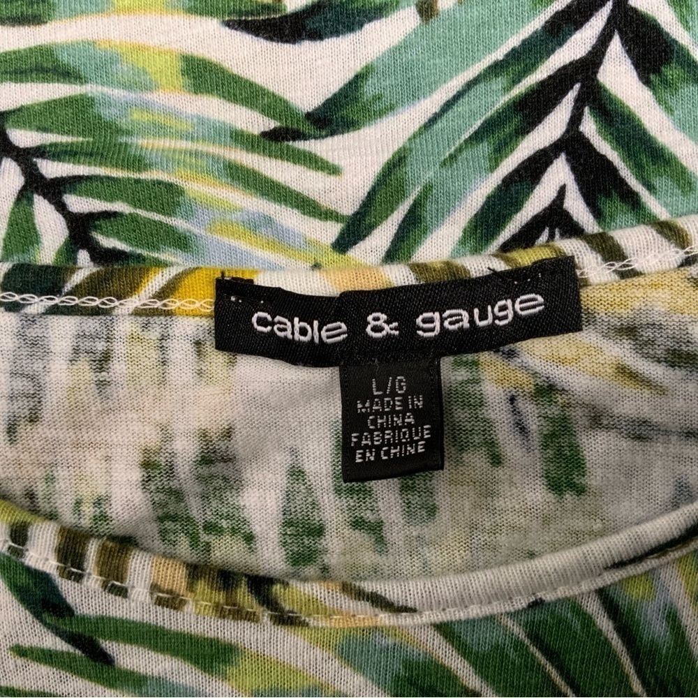 CABLE and Gauge linen top. - Picture 9 of 10